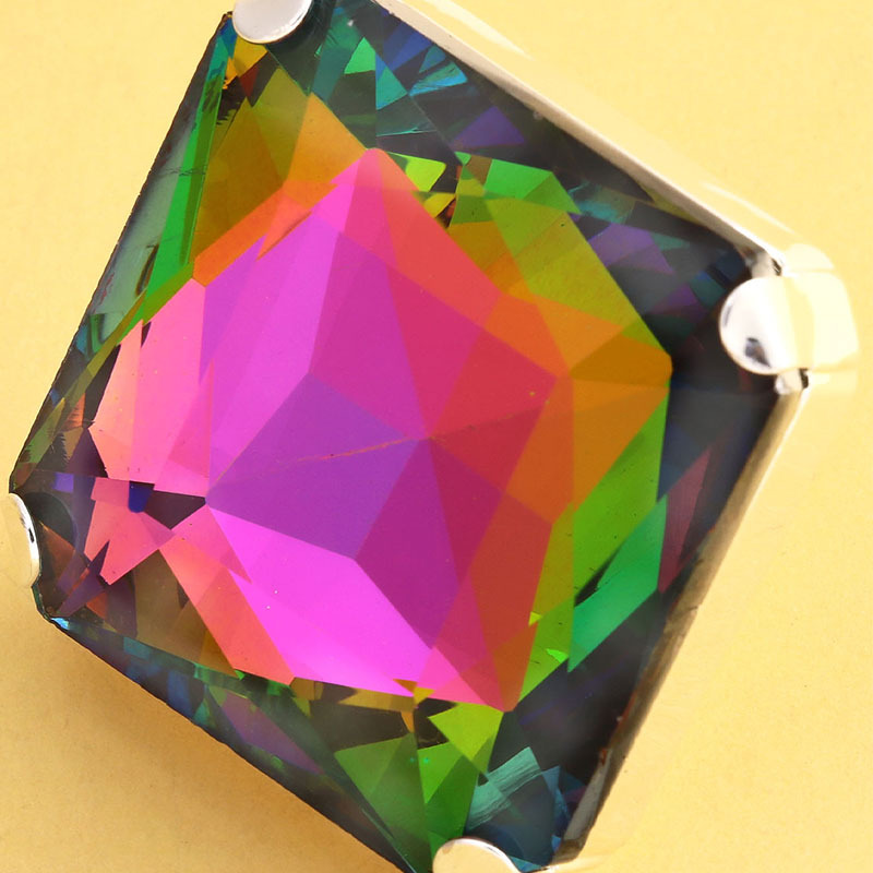 2024 nuevo conjunto de joyería cuadrada simple y colorido aretes de diamante accesorios de alta calidad conjunto de joyería femenina