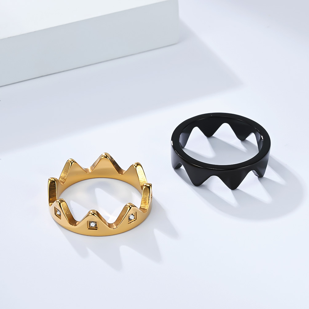Bague couronne en acier titane avec diamants design créatif_voghion.com