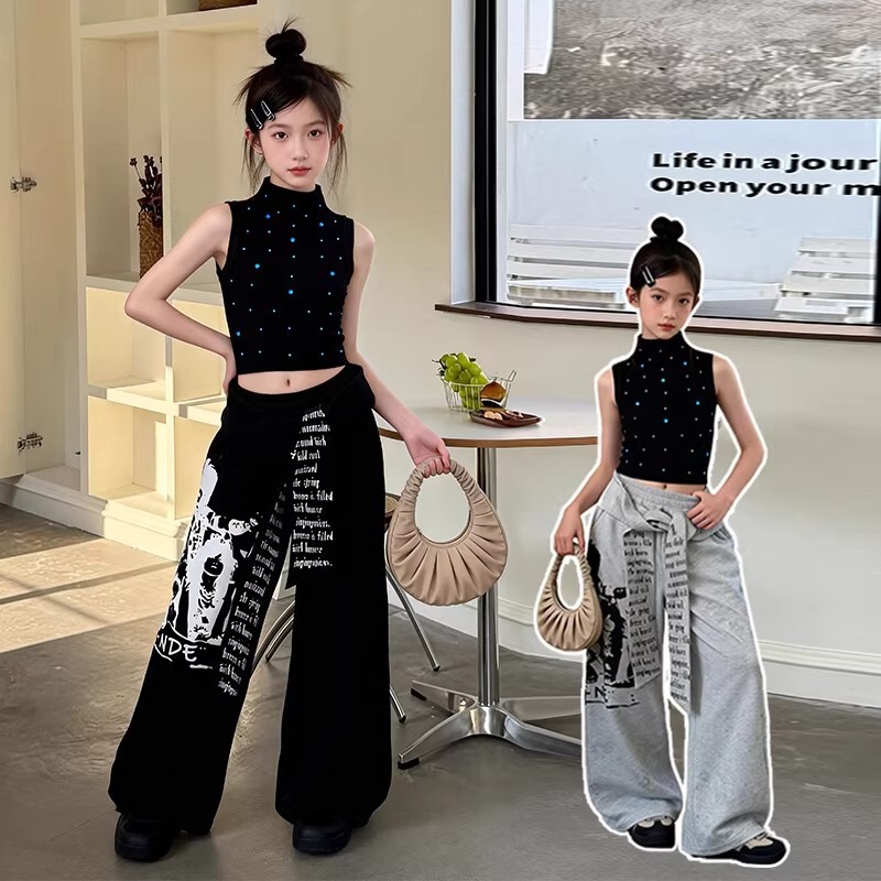 Girls' Summer Vest 2026 Thin Half-High Collar Sleeveless T-Shirt Jazz Dance Street Dance Rhinestone Top 61 Performance Outfit Girls' Summer Vest 2026 Thin Half-High Collar Sleeveless T-Shirt Jazz Dance Street Dance Rhinestone Top 61 Performance Outfit
