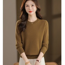 �ﶬ���¿�Ů�b��ɫ�A�I��ë�¶̿��ᘿ������