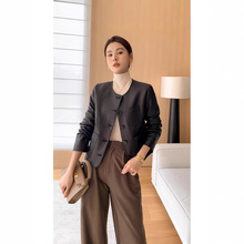 新款海宁皮衣女短款头层100%真皮绵羊皮时尚圆领休闲外套春秋