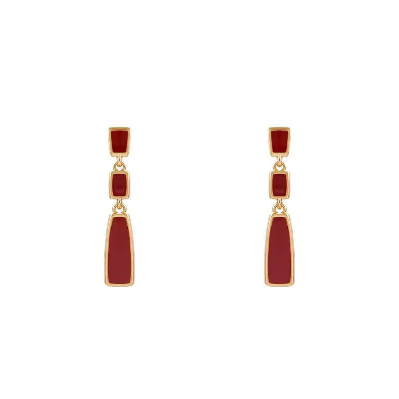 Retro red festive earrings, simple and elegant design