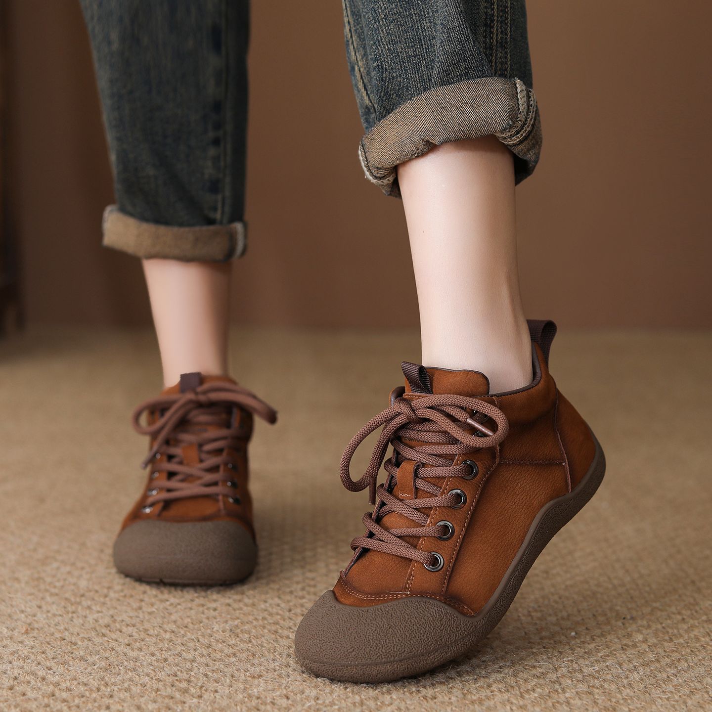 头层牛皮短靴女2025冬季新款真皮单靴复古系带百搭平底高帮单鞋