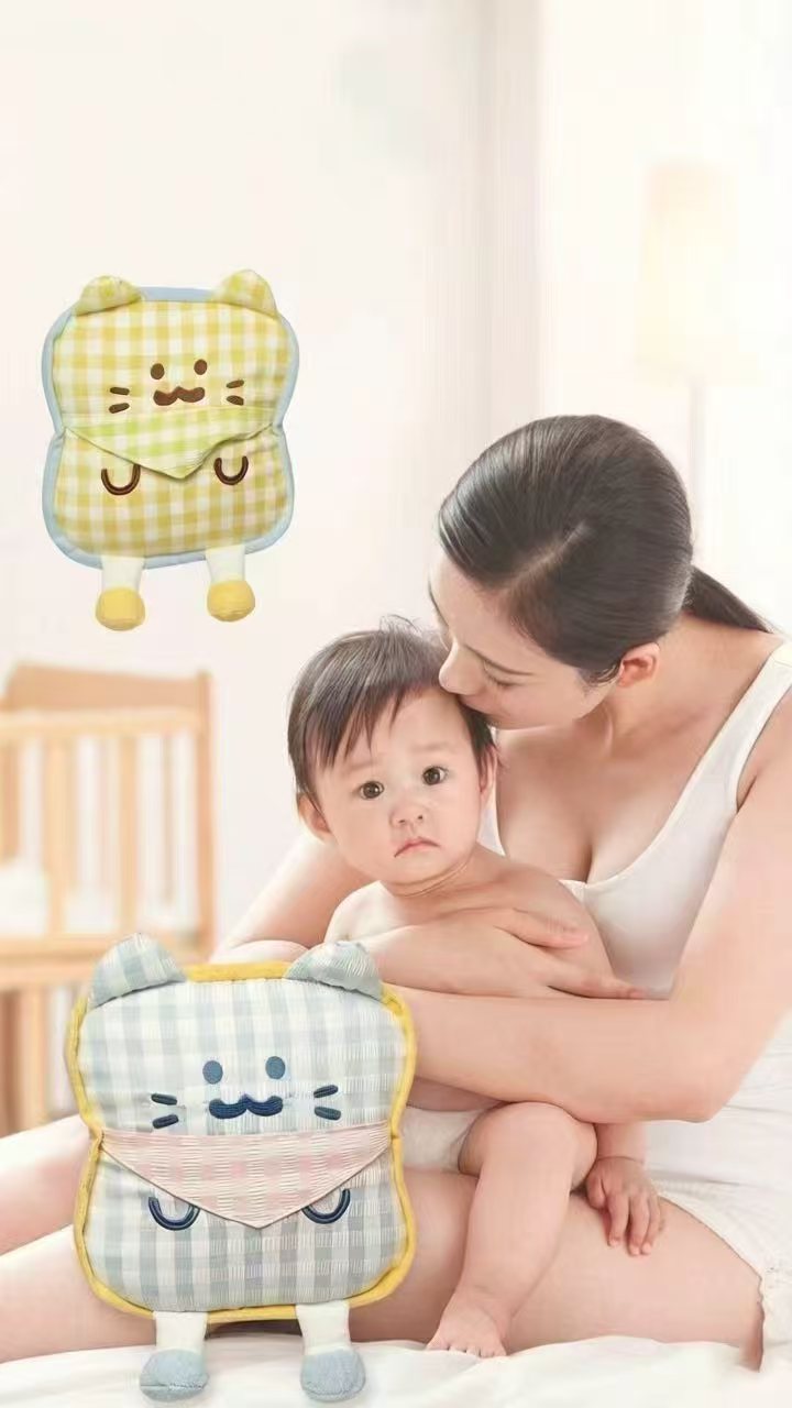 Cartoon Cat Electric Car Child Seat Special Anti-Collision Pad for Babies, Universal Front-Mounted Thick Protective Pad for Electric Vehicles
