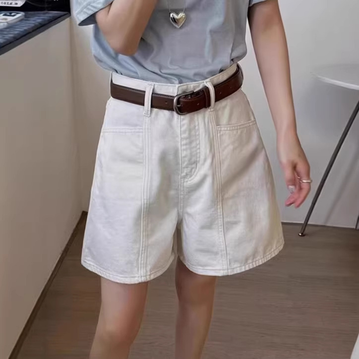 White Casual Straight-Leg Denim Shorts for Women, New Summer Style, High-Waisted, Plus-Size, Loose Fit, Versatile, Petite Hot Pants, in Stock White Casual Straight-Leg Denim Shorts for Women, New Summer Style, High-Waisted, Plus-Size, Loose Fit, Versatile, Petite Hot Pants, in Stock
