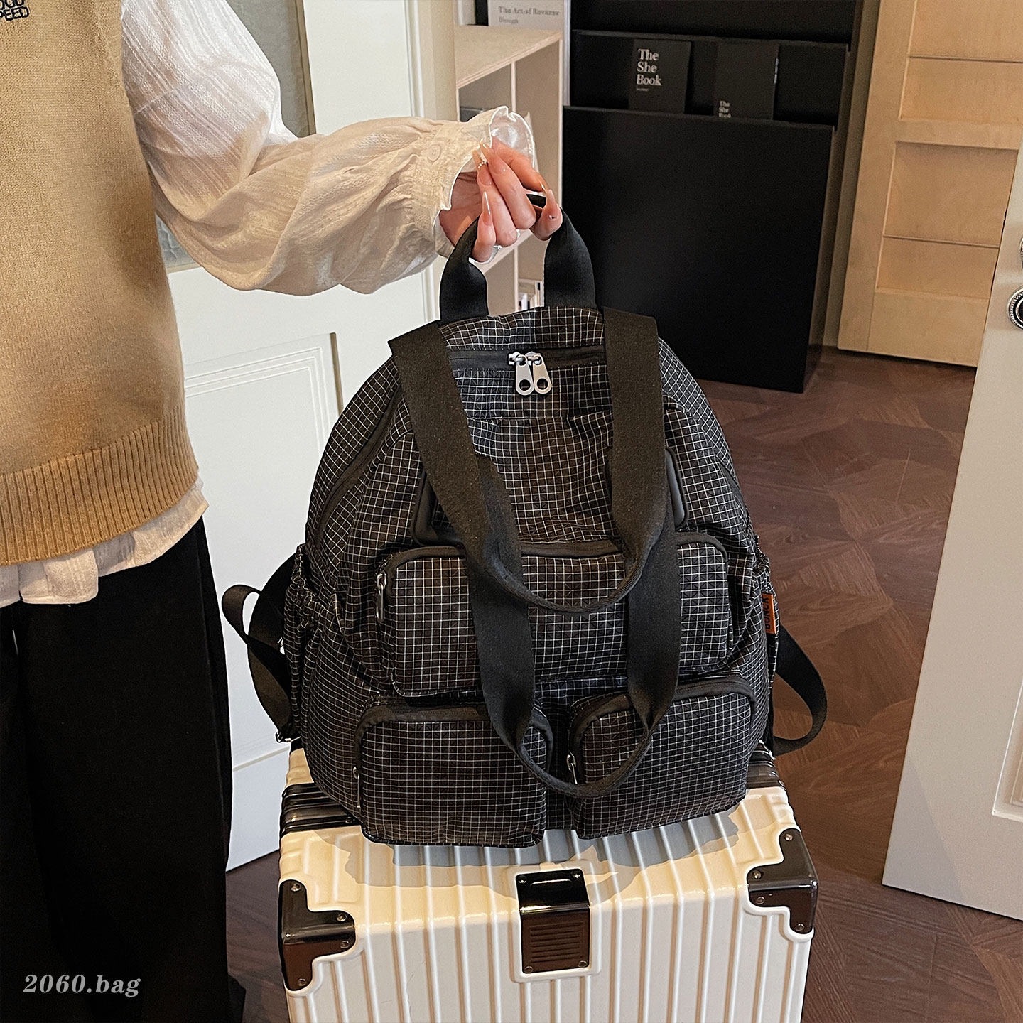 Mochila versátil mochila de gran capacidad 2026 ocio estilo de viaje simple para estudiantes de clase mochila para mujeres nueva