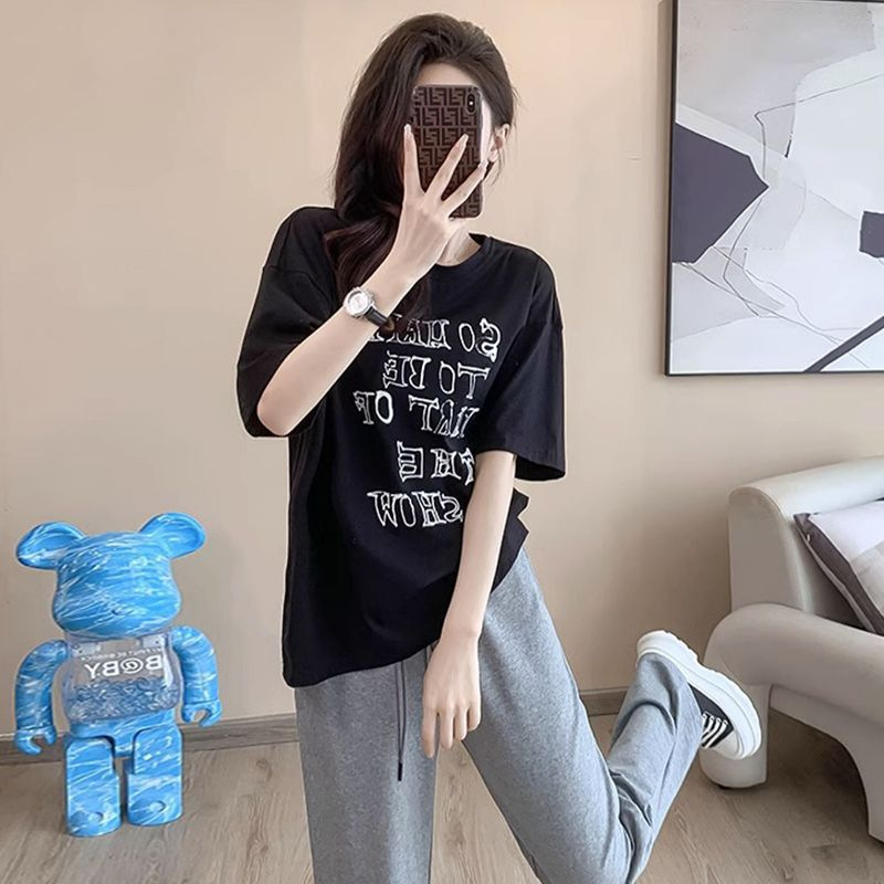 여름 유행 패션 연령 감소 캐주얼 정장 여성 얇은 반팔 바지 학생 한국 스타일 느슨한 스포츠 투피스 세트