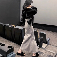 灰色轻熟风高腰显瘦开叉长款半身裙2025秋冬新款气质时尚感包臀裙