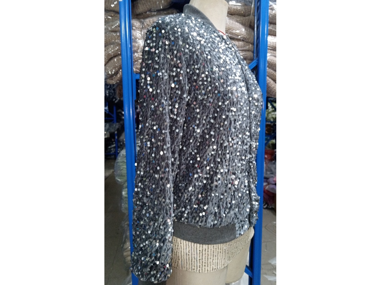 Giacca donna in flanella con paillettes stile elegante_voghion.com