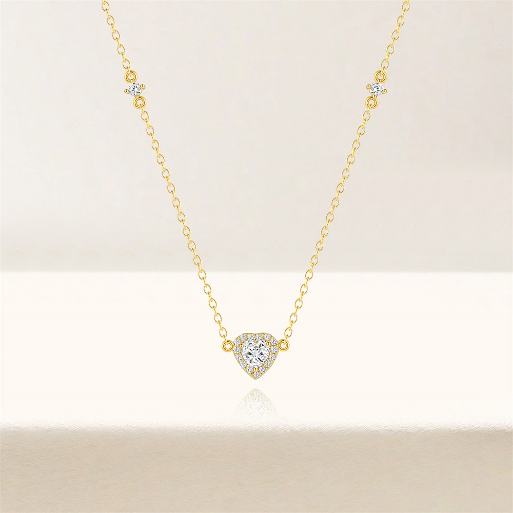 All Seasons Season Women's Gender 925 Sterling Silver Heart Shape Zircon 925 Sterling Silver Cable Chain Pendant Necklace