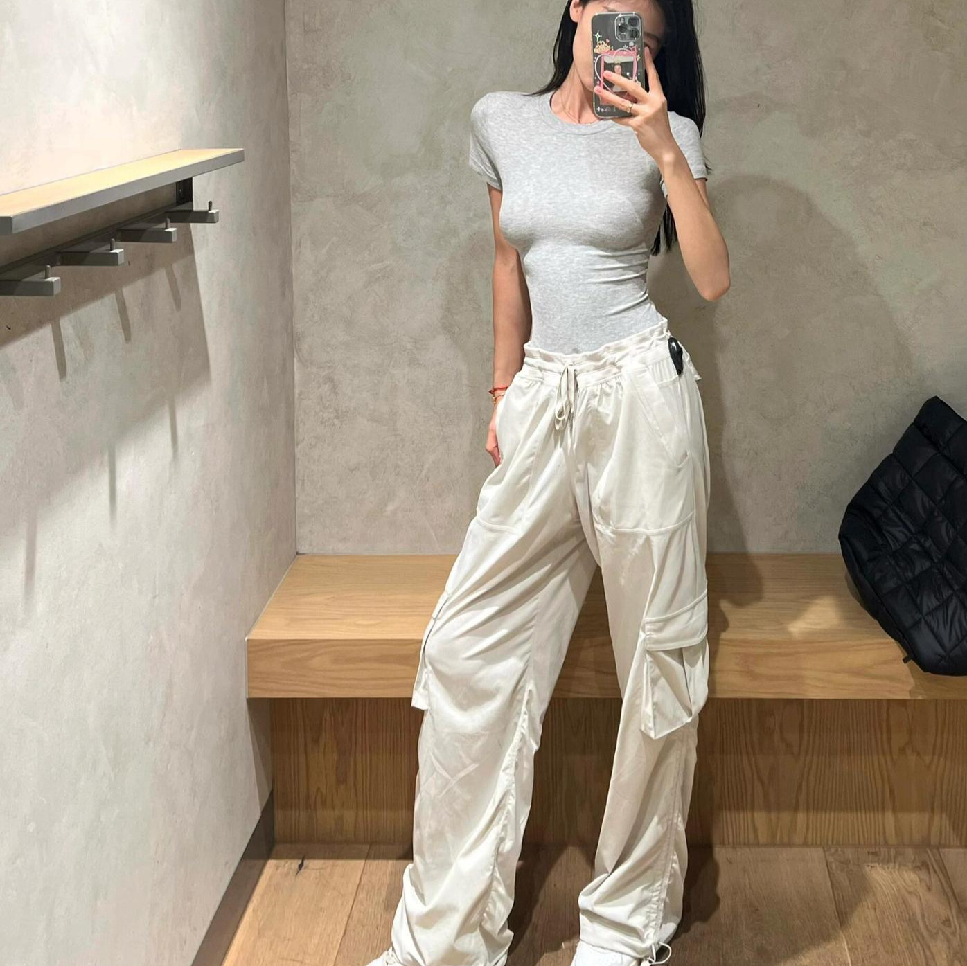 Lulu Fend Autumn White Slimming Cargo Pants Dance Studio Sports Straight Long Pants for Women