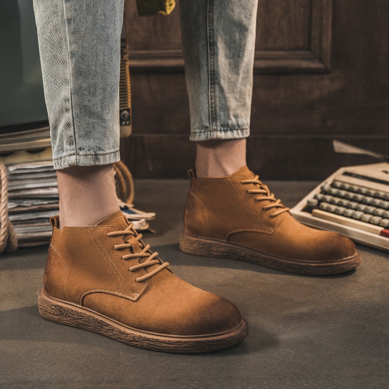 Botas Martin 2024 cano médio em couro, calçados britânicos modernos e curtos, botas de trabalho de outono, sapatos masculinos 26115_voghion.com