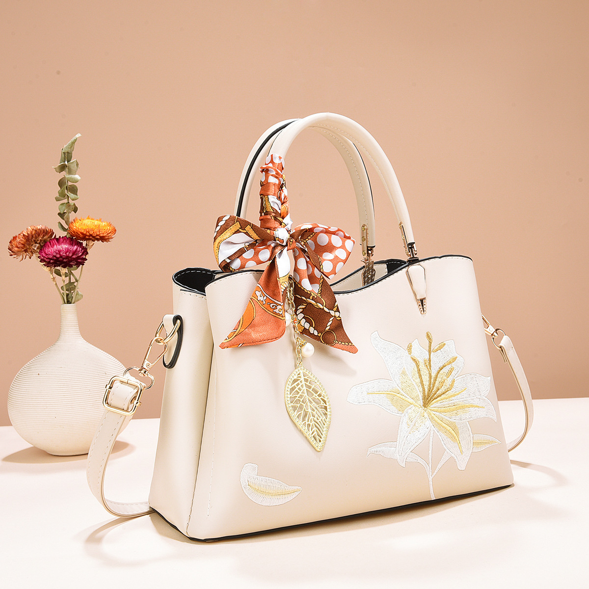Blanco beige sólido (con bufandas)
