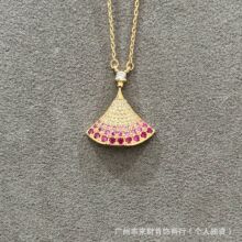 �W���羳�߰汾�M荴�ȹ����Ů������ΰ�ؐĸ�t����ٴ��i���