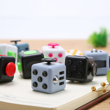 �羳�¿�≺ħ����������� Fidget cube ���˜p������ �Α�����