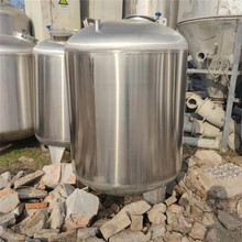 二手立式不锈钢储存罐 油罐双层保温发酵罐 密封性好工业液体储罐