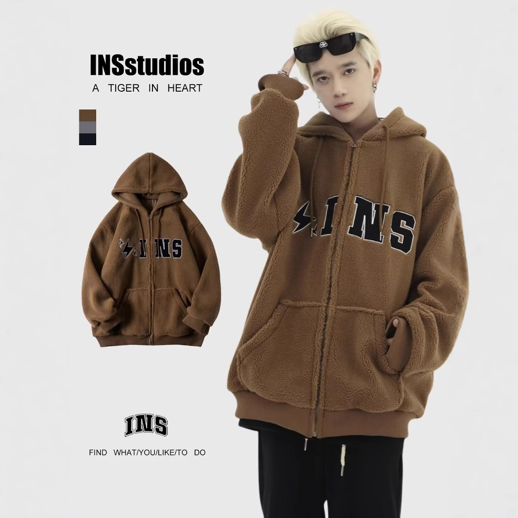 INSstudios parche abrigo de lana de cordero hecho en casa nacional moda de tres colores de gran logotipo bordado con capucha cardigan para hombres y mujeres