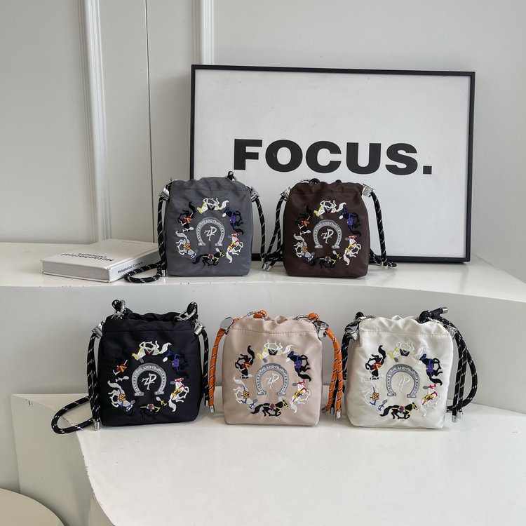 Te traemos nuevas tendencias, bolsos de moda