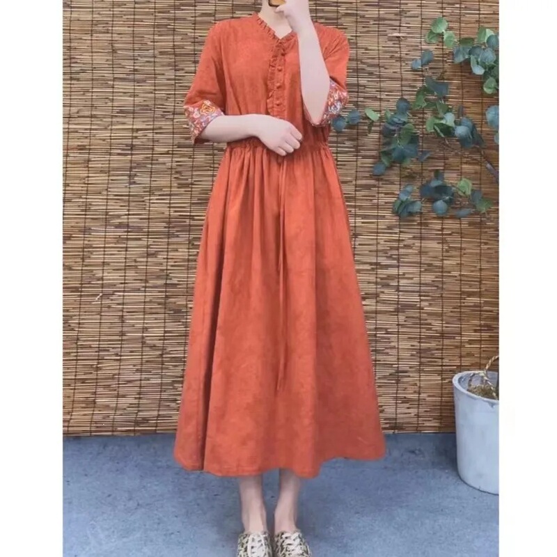 Ethnic Style Summer New Vintage Artistic Embroidered Cotton Jacquard Dress, Mid-Length, Waist-Cinching, Slimming, and Trendy Ethnic Style Summer New Vintage Artistic Embroidered Cotton Jacquard Dress, Mid-Length, Waist-Cinching, Slimming, and Trendy