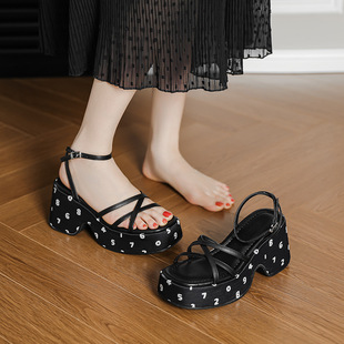 �ļ���ЬŮ�¸����7CM��ˮ̨�ָ�һ�ֿ۽��控��ɫ����L�_�RЬ