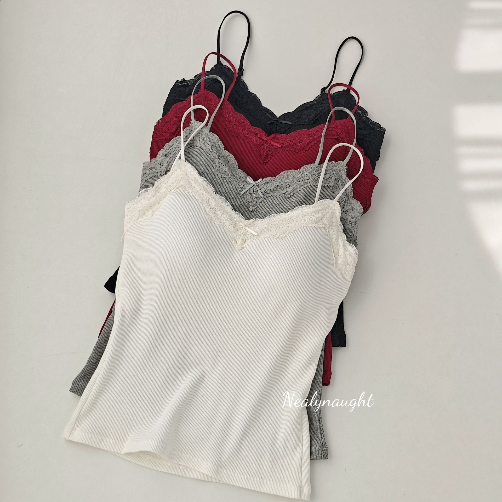 일체형컵 뷰티백 가을겨울 기모 슬림 스트랩 탑 내장형 브라 패드가 있는 이너웨어 브라탑 스타일 상의