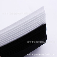 现货黑色全丙纶针刺无纺布 黑灰白沙发复合无纺布 带背胶毛毡布