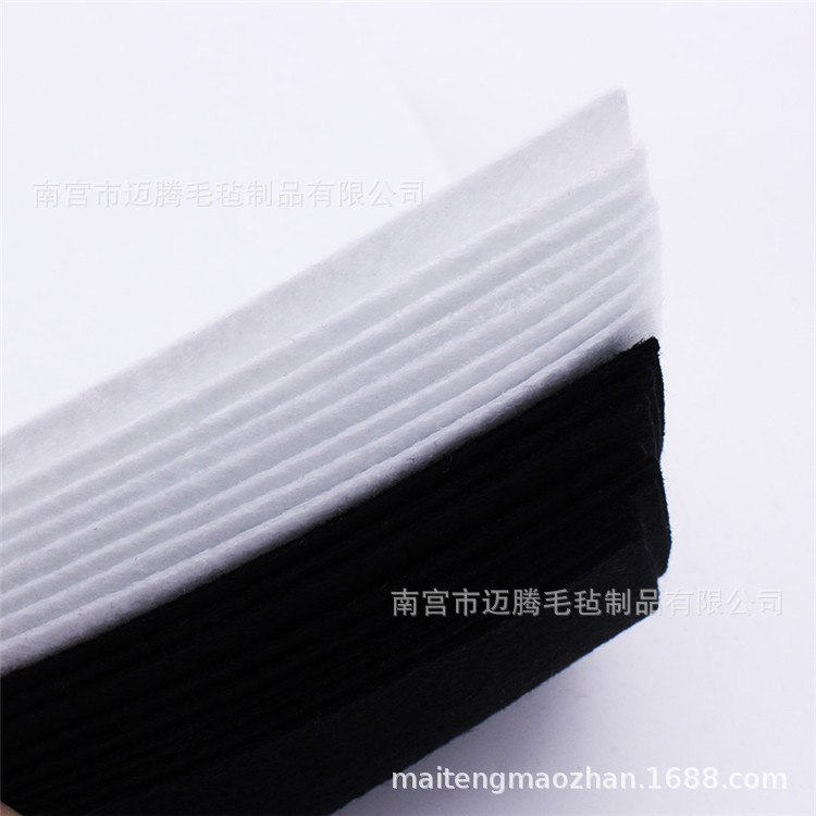 现货黑色全丙纶针刺无纺布 黑灰白沙发复合无纺布 带背胶毛毡布