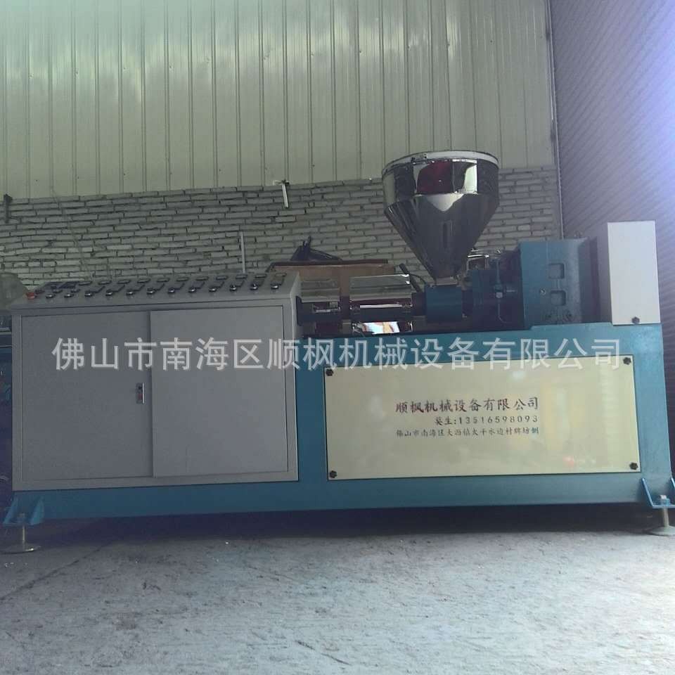 佛山顺枫厂家供应塑料挤出机亚克力水晶楼梯扶手配套模具可定购