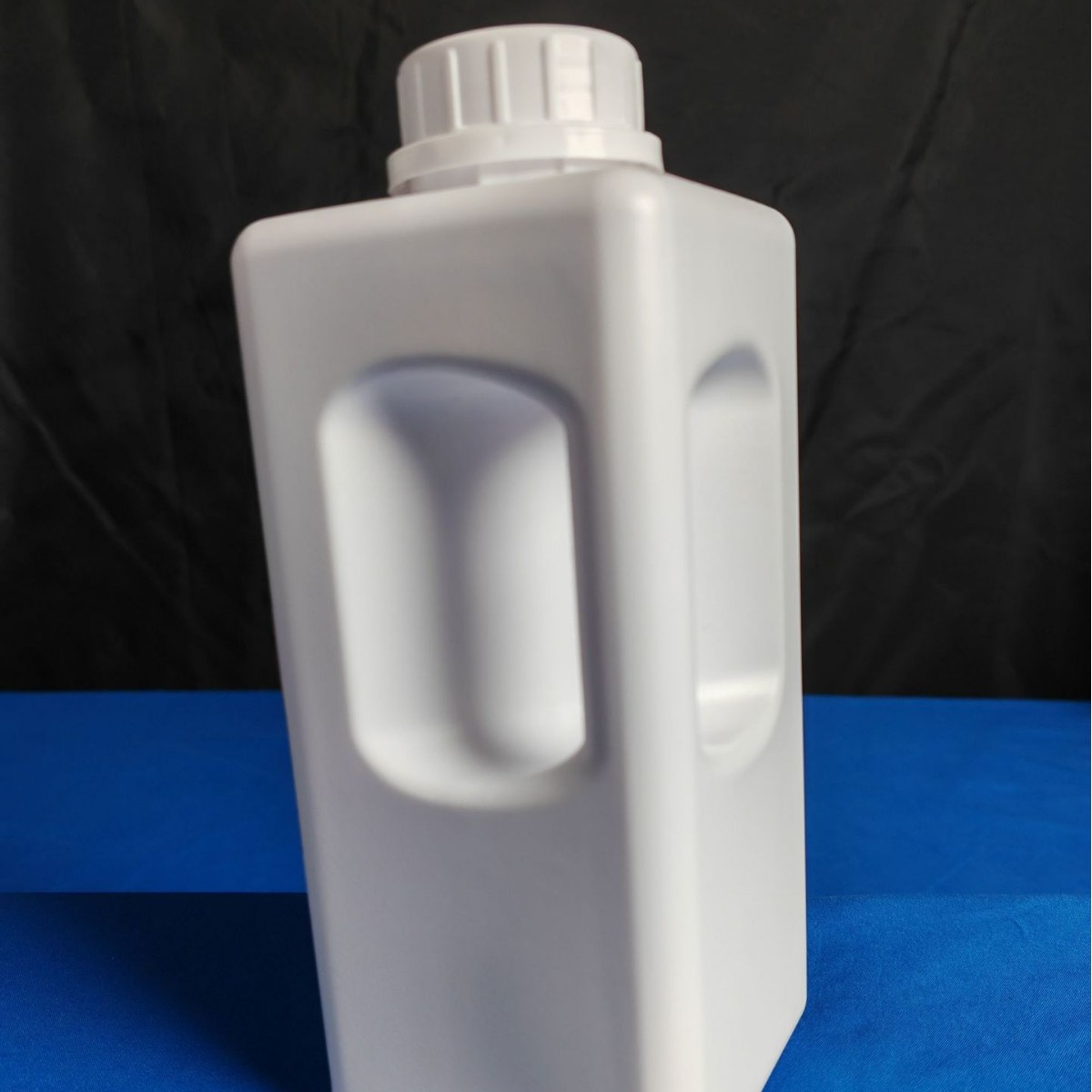 1升方形提手塑料瓶  1000ml带提手方形塑料瓶  1L方形塑料瓶