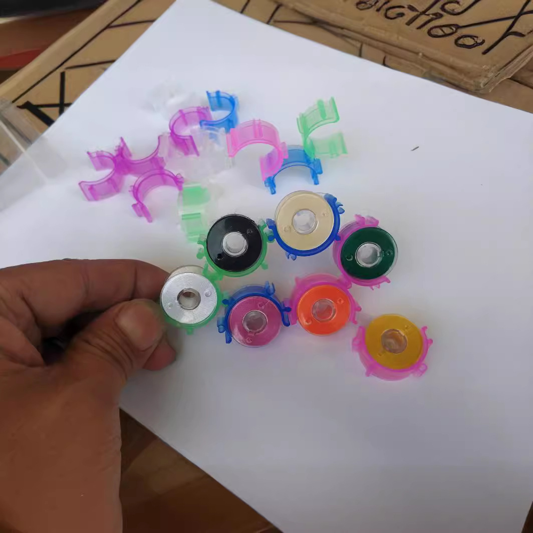 Abrazadera de recogida de bobina de plástico, abrazadera de almacenamiento de núcleo, anillo de bobina combinado, anillo de bobina, clip de fijación de carrete, anti-caída