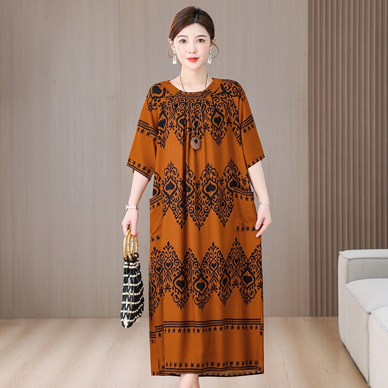 New Cotton Silk Ethnic Style Light Luxury Floral Dress for Moms, Fashionable Long Dress with Mid-Sleeves for Outerwear New Cotton Silk Ethnic Style Light Luxury Floral Dress for Moms, Fashionable Long Dress with Mid-Sleeves for Outerwear