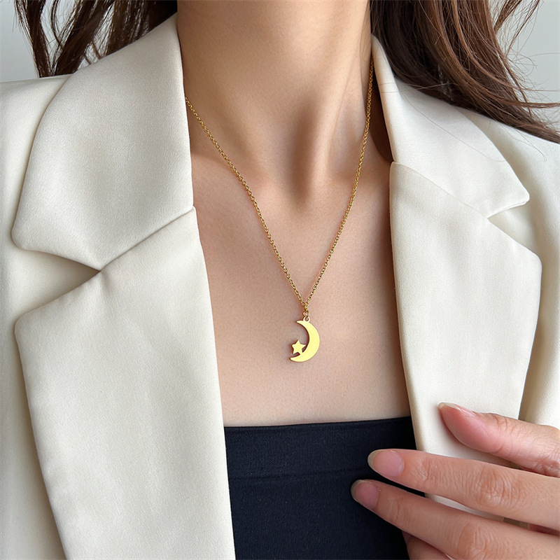 316L Stainless Steel Pendant Material Pendant Necklace Classification 316L Stainless Steel Chain Material 1 Piece Quantity Daily Occasion 316L Stainless Steel Ion Plating (IP) Star Moon Waterproof Non Tarnish Surgical Steel Pendant Necklace For Women'S