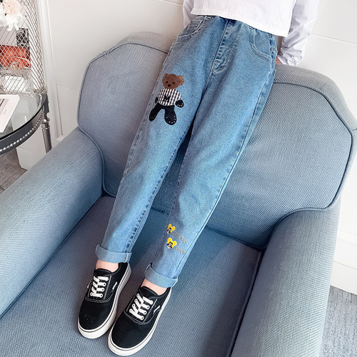 Girls' Jeans 2024 Spring and Autumn New Children's Stylish Trendy Pants for Older Children Loose Casual Baby Trousers