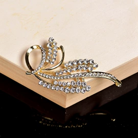 耳钉;耳环;项链