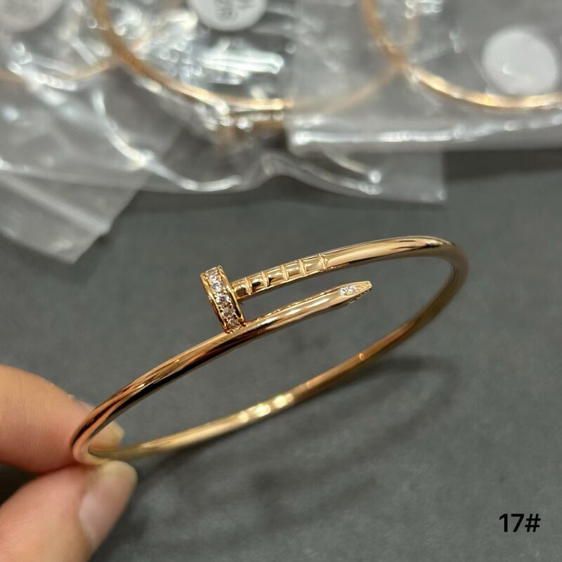 High-Quality V-Gold Classic Thin Nail-Head Bracelet with Diamonds for Couples, Thickly Plated with 18K Rose Gold, Fashionable Manufacturer High-Quality V-Gold Classic Thin Nail-Head Bracelet with Diamonds for Couples, Thickly Plated with 18K Rose Gold, Fashionable Manufacturer