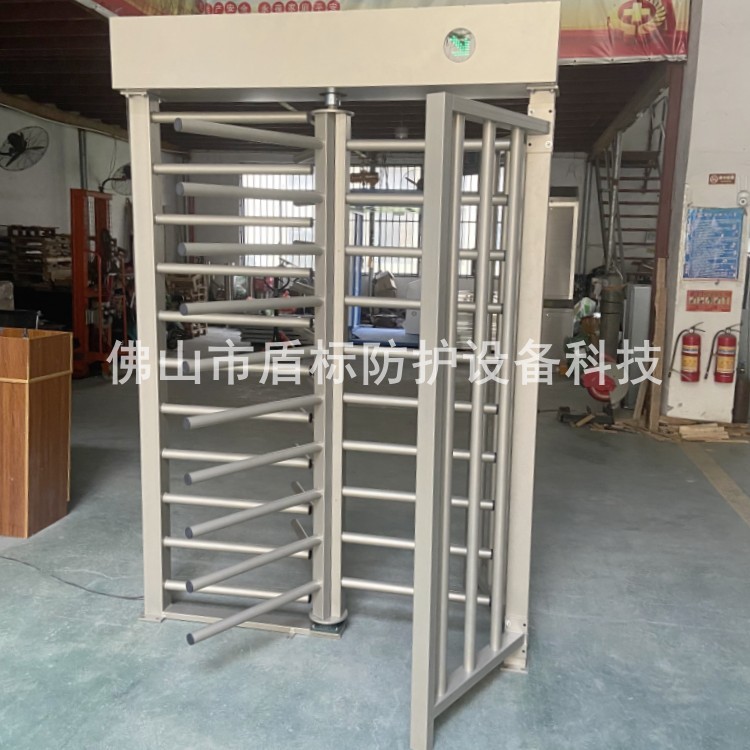 碧桂园小区入口全封闭防尾随全高转闸 刷卡进出不锈钢旋转栅栏门