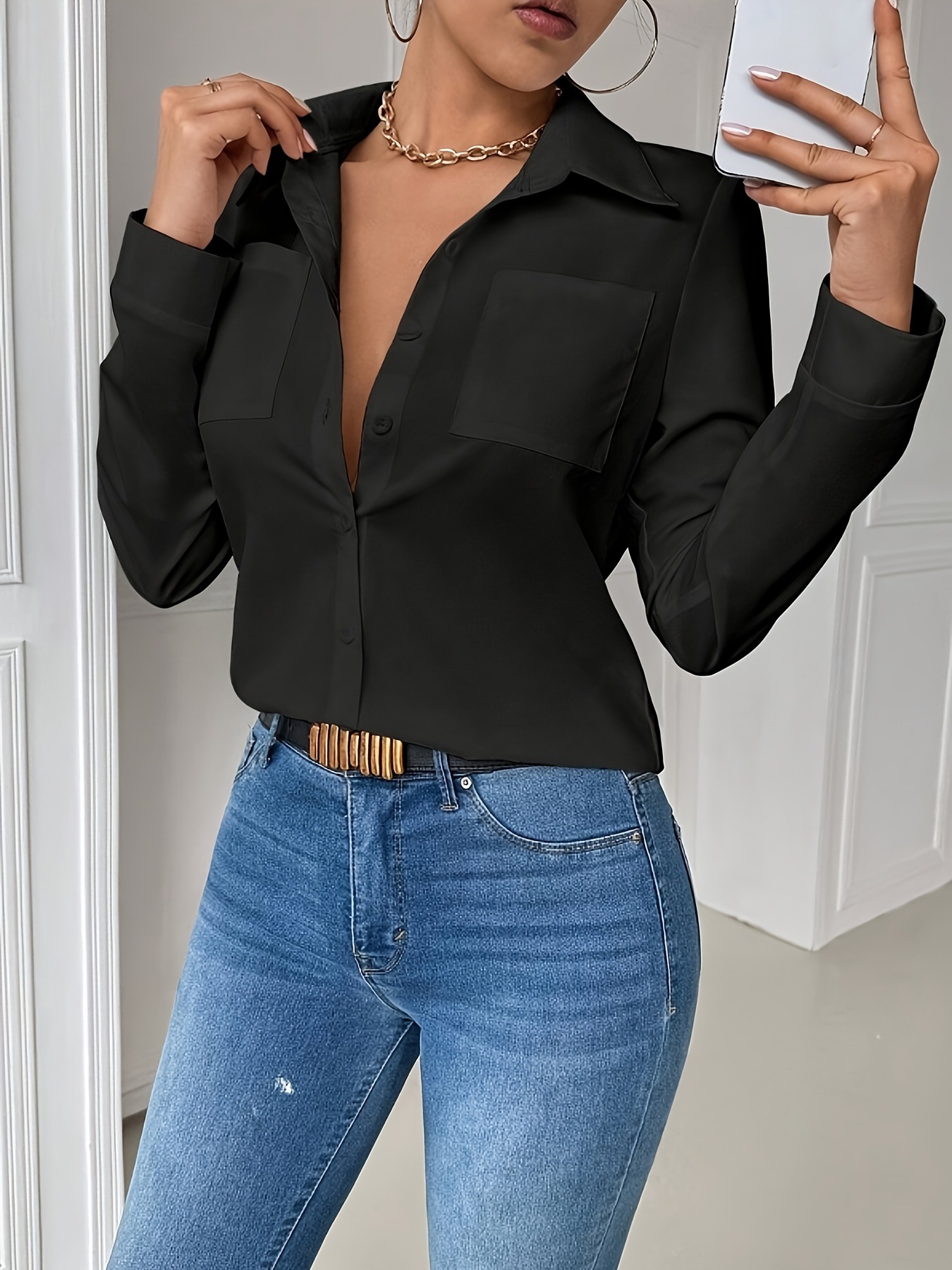 Women’s Loose Fitting Long Sleeved Collared Blouse With Pockets_voghion.com