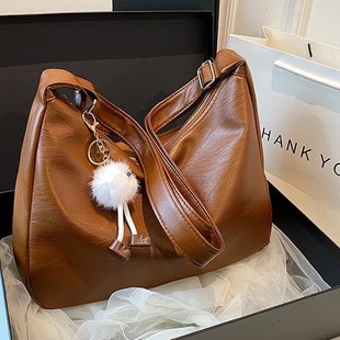 Winter large capacity women's bag 2025 new urban simple popular women's bag messenger bag fashion shoulder bag wholesale
