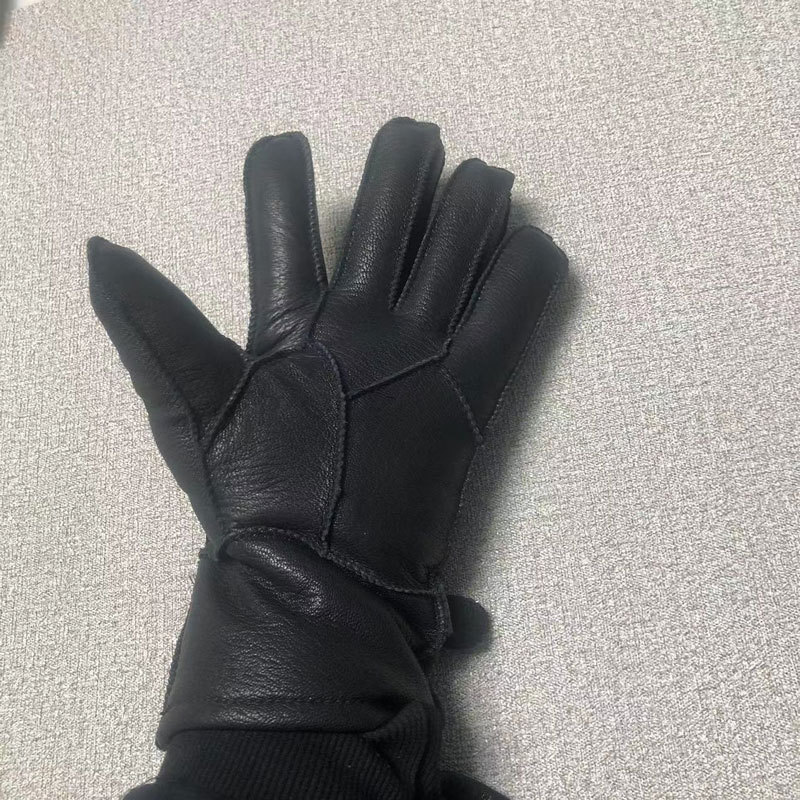 ������ů��Ů����Ƥëһ�����׻���˫����Ƥ�Ӻ��ﳵ��������