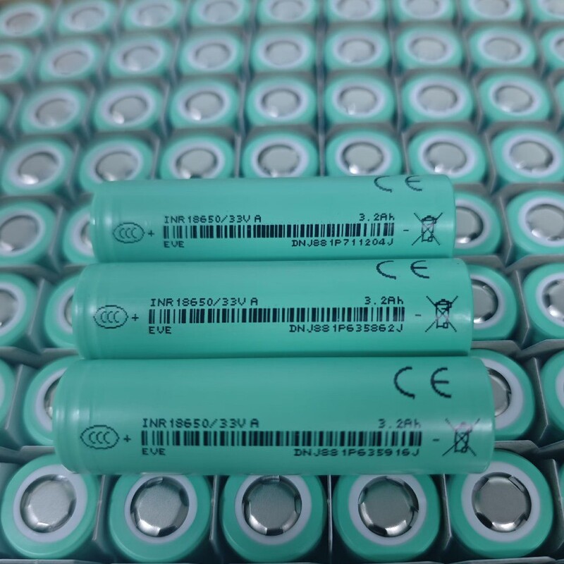 Eve 1865033V Eve 3300Mah3C Power Battery 3.7V Electric Vehicle Sweeping Robot