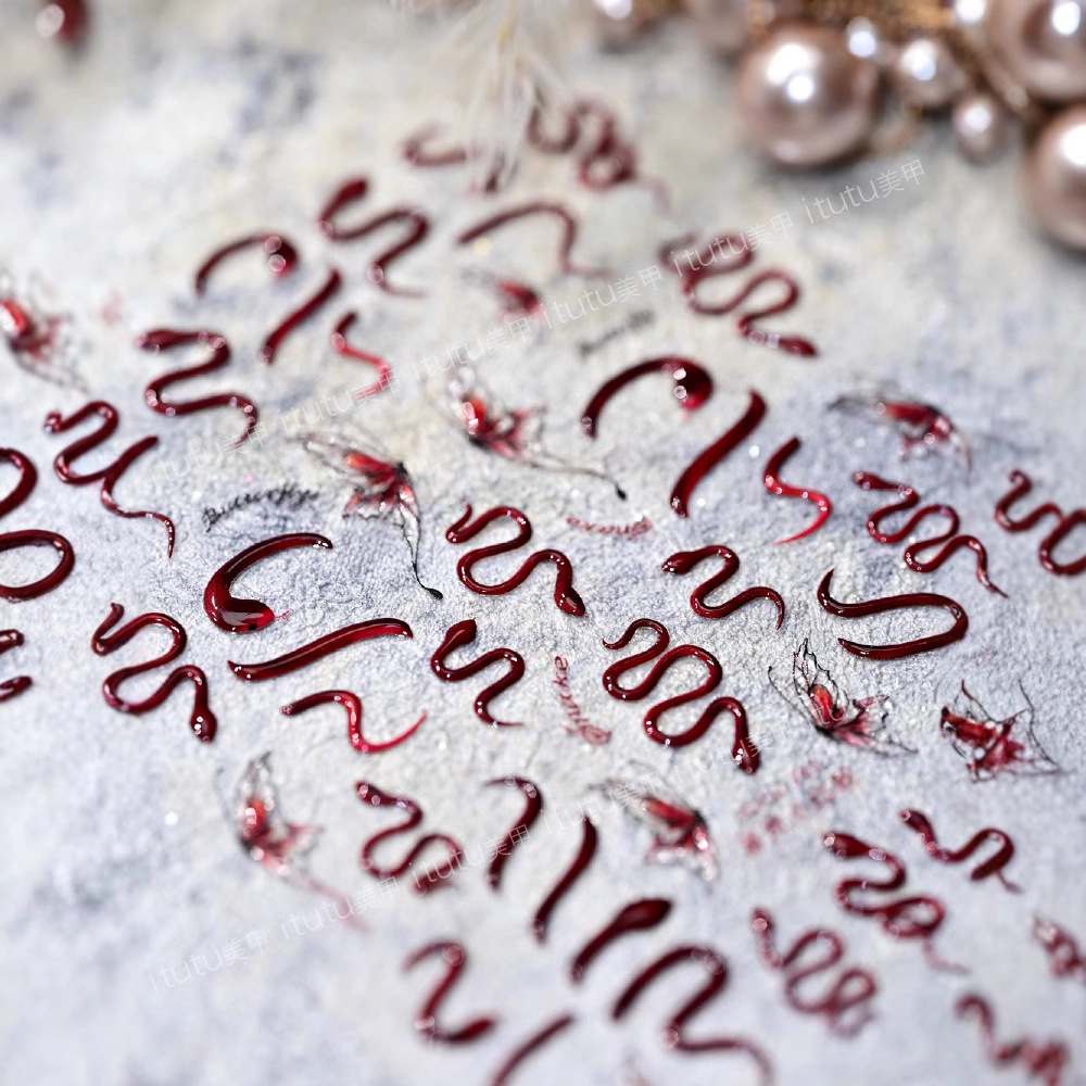 Nuevo rico pequeño relieve de la serpiente roja pegatinas de uñas dulces pequeñas serpientes blancas mariposa serpiente inteligente pegatinas de uñas