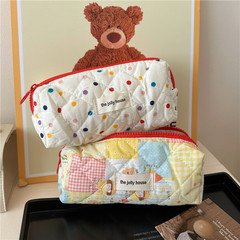 2023 new high-looking cute cartoon polka dot pencil bag Korean primary and secondary school student stationery bag multi-functional storage bag