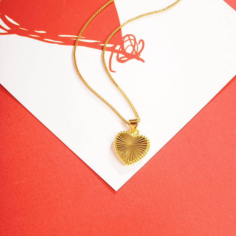 Nueva Arena de oro amor collar pulsera traje elegante luz de las mujeres de lujo nicho todo-fósforo Yiwu joyería vivo caliente