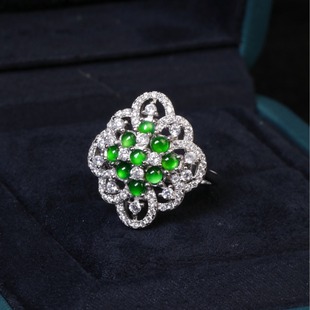 ���ε�������ָ���sΣ���y�Ƕ��ʯŮ��Ȼ��ɫΣ���R���G��