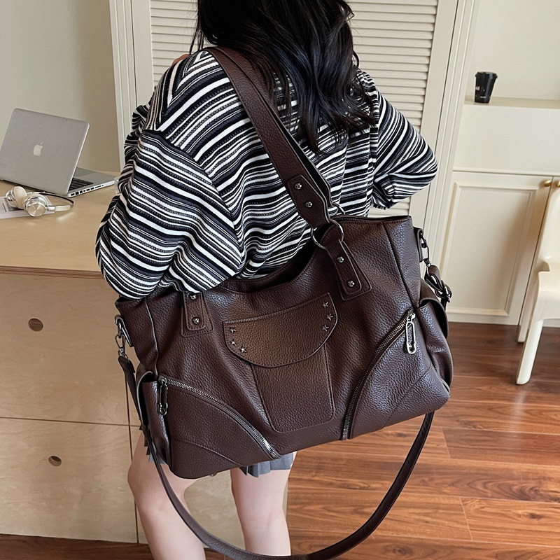 Bolso Tote explosivo transfronterizo de gran capacidad 2025 nuevo bolso de locomotora de aire extranjero de moda Bolso bandolera de viajero retro