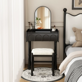 实木床;桌类、茶几;餐椅