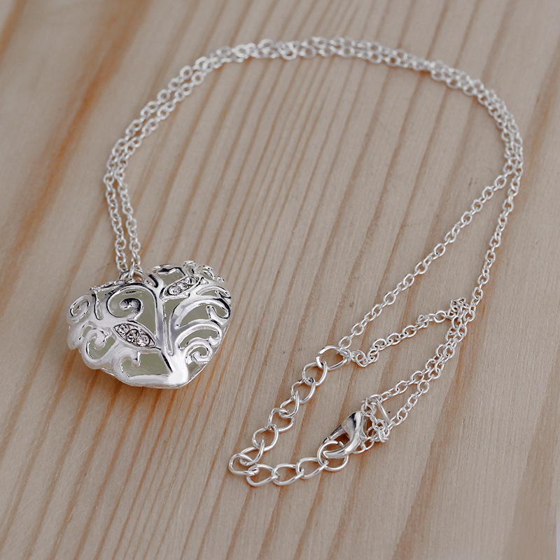 Heart Shape Pattern 1 Piece Fashion Heart Shape Alloy Enamel Rhinestones Women's Pendant Necklace