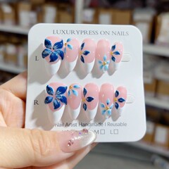跨境款纯手工穿戴甲手绘立体雕花欧美高级感法式光疗五瓣花假指甲