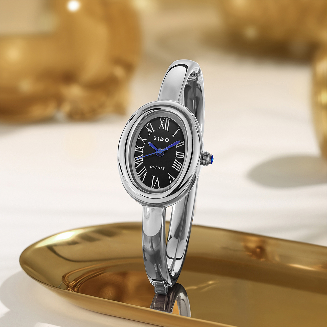 S001 silver shell black surface