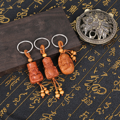 Wood carving wooden keychain wholesale wooden car pendant jewelry peach wood Guanyin Buddha attraction key pendant dropshipping